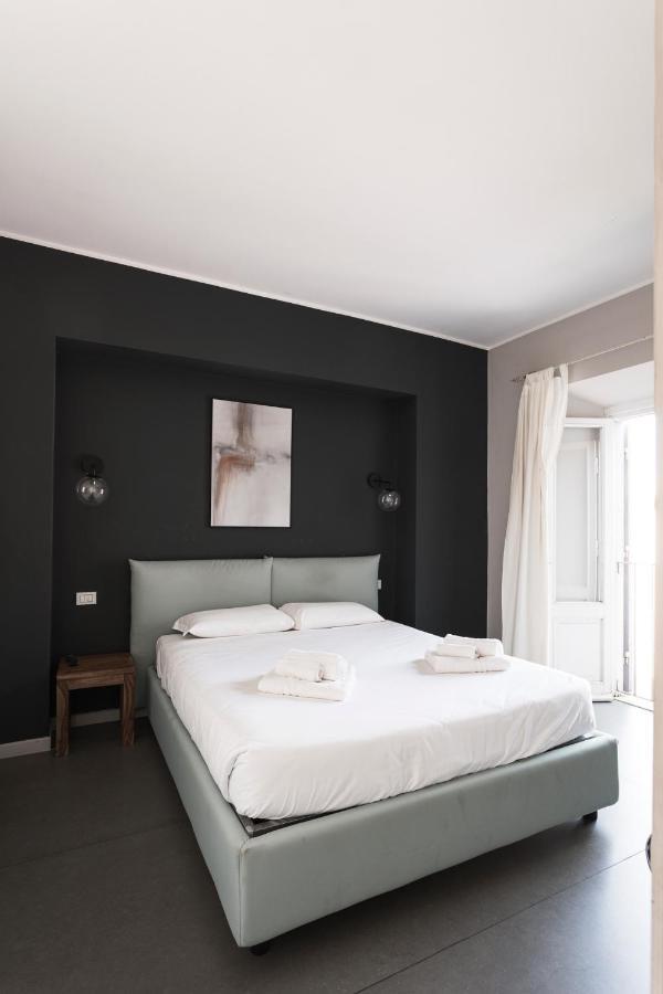 Charming Penthouse In Piazza Venezia With Terrace Lägenhet Rom Exteriör bild