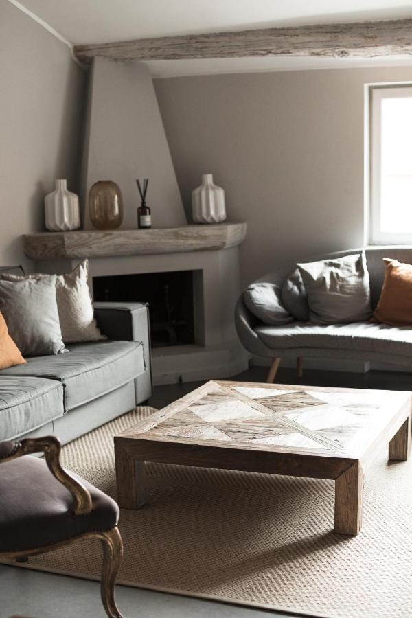 Charming Penthouse In Piazza Venezia With Terrace Lägenhet Rom Exteriör bild
