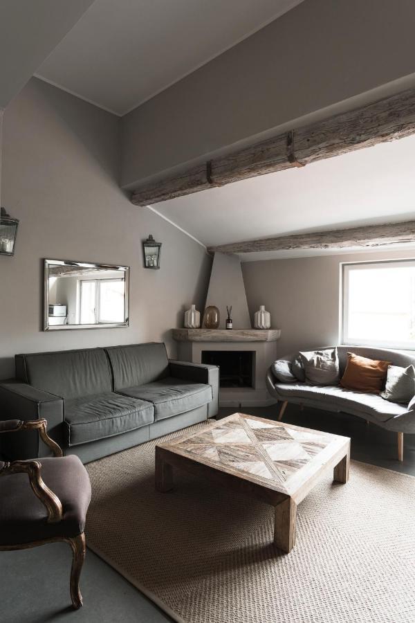 Charming Penthouse In Piazza Venezia With Terrace Lägenhet Rom Exteriör bild