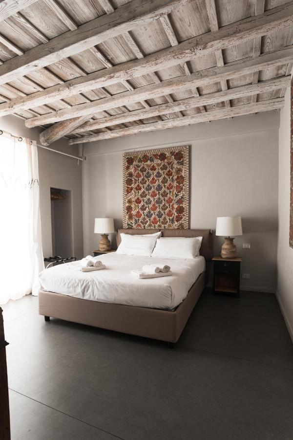 Charming Penthouse In Piazza Venezia With Terrace Lägenhet Rom Exteriör bild